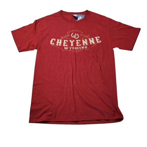 Cheyenne Wyoming T-Shirt Red Size Small Fruit Of The Loom HD Cotton‎ NEW NWT - Picture 1 of 9